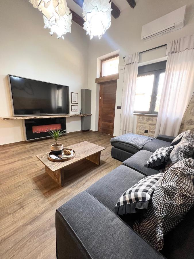 Banova Apartamento Turistico Alhama de Aragón Eksteriør bilde